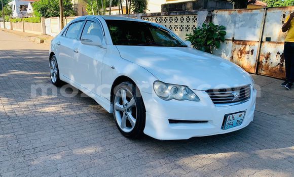 Comprar Usado Toyota Mark X Branco Carro em Maputo em Maputo