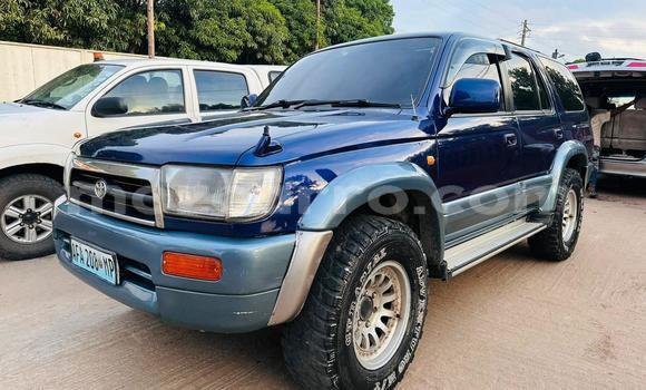 Comprar Usado Toyota Hilux Surf Azul Carro em Maputo em Maputo
