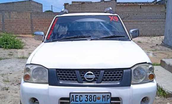 Nunua Ilio tumika Nissan Hardbody Nyeupe Gari ndani ya Maputo nchini Maputo Nunua Ilio tumika Nissan Hardbody Nyeupe Gari ndani ya Maputo nchini Maputo