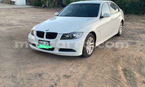 Nunua Ilio tumika BMW 2-Series Nyeupe Gari ndani ya Maputo nchini Maputo Nunua Ilio tumika BMW 2-Series Nyeupe Gari ndani ya Maputo nchini Maputo
