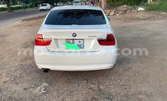 Nunua Ilio tumika BMW 2-Series Nyeupe Gari ndani ya Maputo nchini Maputo Nunua Ilio tumika BMW 2-Series Nyeupe Gari ndani ya Maputo nchini Maputo