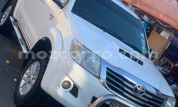 Buy Used Toyota Hilux White Car in Maputo in Maputo Buy Used Toyota Hilux White Car in Maputo in Maputo