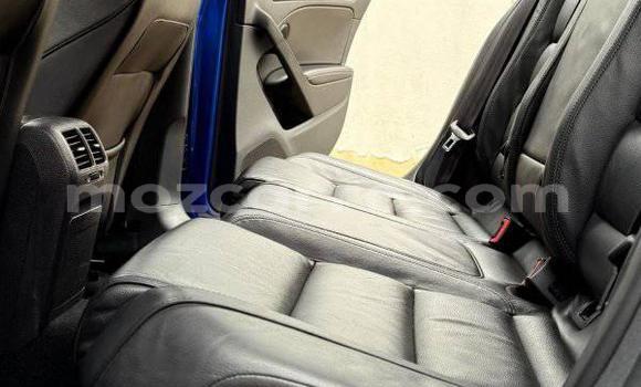 Buy Used Volkswagen Golf Blue Car in Nice view in Maputo Buy Used Volkswagen Golf Blue Car in Nice view in Maputo