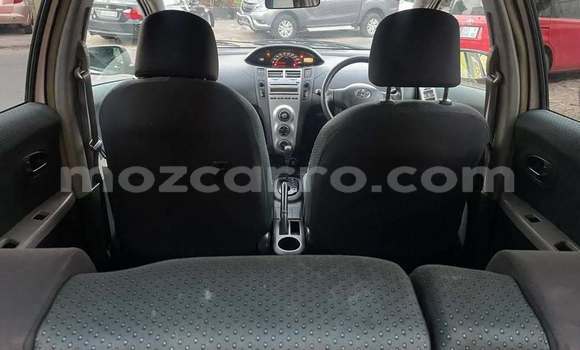 Buy Used Toyota Vitz White Car in Nice view in Maputo Buy Used Toyota Vitz White Car in Nice view in Maputo