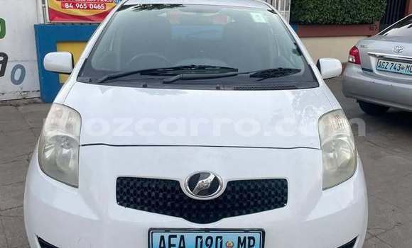 Buy Used Toyota Vitz White Car in Nice view in Maputo Buy Used Toyota Vitz White Car in Nice view in Maputo