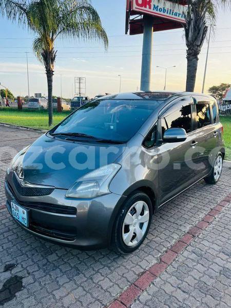 Big with watermark toyota ractis sofala beira 35161