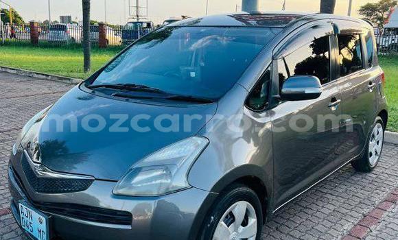 Comprar Usado Toyota Ractis De outros Carro em Beira em Sofala Comprar Usado Toyota Ractis De outros Carro em Beira em Sofala