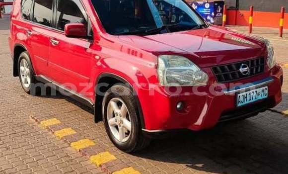 Nunua Ilio tumika Nissan X-Trail Nyekundu Gari ndani ya Boane nchini Maputo