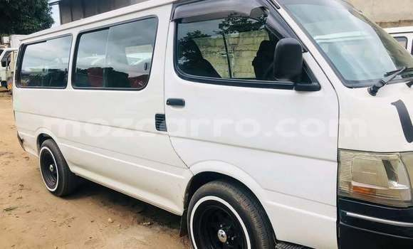 Comprar Usado Toyota Hiace Branco Carro em Bela Vista em Maputo Comprar Usado Toyota Hiace Branco Carro em Bela Vista em Maputo