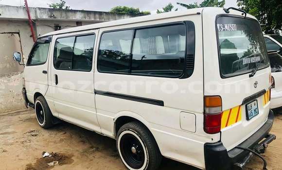 Comprar Usado Toyota Hiace Branco Carro em Bela Vista em Maputo Comprar Usado Toyota Hiace Branco Carro em Bela Vista em Maputo