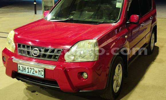 Buy Used Nissan X-Trail Red Car in Caia in Sofala