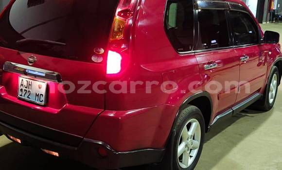 Comprar Usado Nissan X-Trail Vermelho Carro em Caia em Sofala Comprar Usado Nissan X-Trail Vermelho Carro em Caia em Sofala