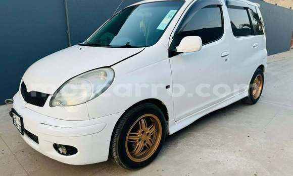 Comprar Usado Toyota FunCargo Branco Carro em Boane em Maputo Comprar Usado Toyota FunCargo Branco Carro em Boane em Maputo
