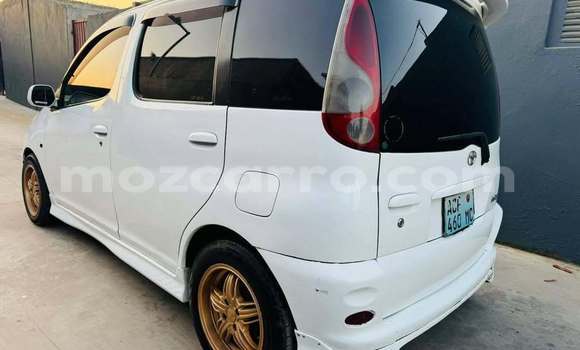 Comprar Usado Toyota FunCargo Branco Carro em Boane em Maputo Comprar Usado Toyota FunCargo Branco Carro em Boane em Maputo