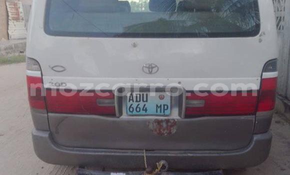 Comprar Usado Toyota Hiace Branco Carro em Boane em Maputo Comprar Usado Toyota Hiace Branco Carro em Boane em Maputo