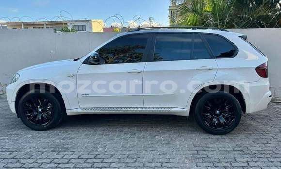 Buy Used BMW X5 White Car in Búzi in Sofala Buy Used BMW X5 White Car in Búzi in Sofala