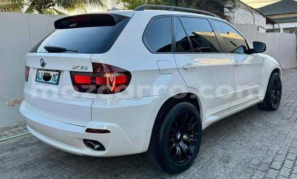 Buy Used BMW X5 White Car in Búzi in Sofala Buy Used BMW X5 White Car in Búzi in Sofala
