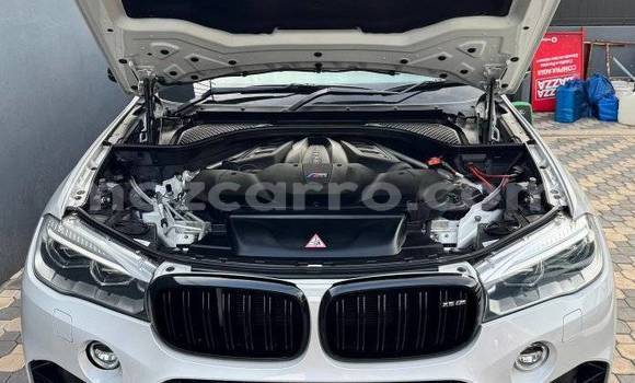 Tenga Tsaru BMW X6 M Chena Mota in Beautiful vista in Maputo Tenga Tsaru BMW X6 M Chena Mota in Beautiful vista in Maputo