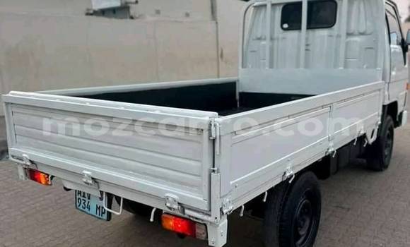 Buy Used Toyota Hiace White Car in Boane in Maputo Buy Used Toyota Hiace White Car in Boane in Maputo