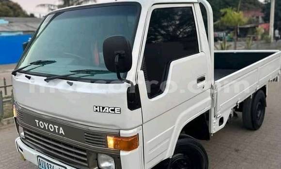 Buy Used Toyota Hiace White Car in Boane in Maputo Buy Used Toyota Hiace White Car in Boane in Maputo