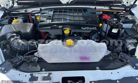 Buy Used Mahindra Scorpio White Car in Búzi in Sofala Buy Used Mahindra Scorpio White Car in Búzi in Sofala