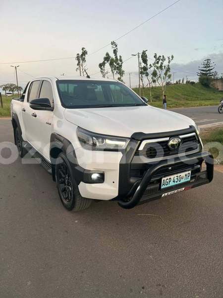 Big with watermark toyota hilux sofala buzi 35199