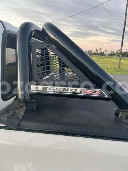 Big with watermark toyota hilux sofala buzi 35199