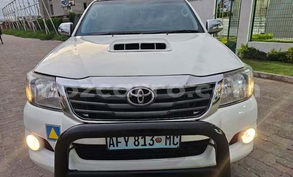 Buy Used Toyota Hilux White Car in Caia in Sofala Buy Used Toyota Hilux White Car in Caia in Sofala