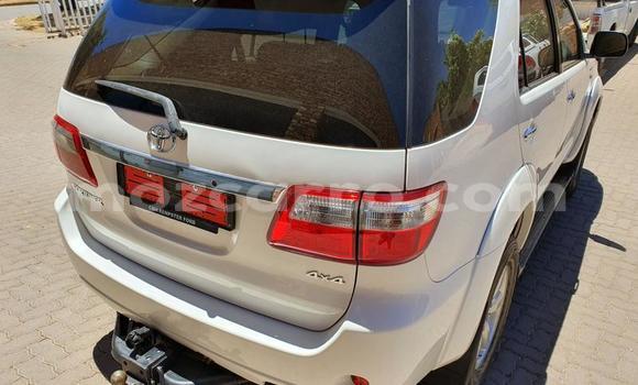 Tenga Tsaru Toyota Fortuner Chena Mota in Maputo in Maputo Tenga Tsaru Toyota Fortuner Chena Mota in Maputo in Maputo