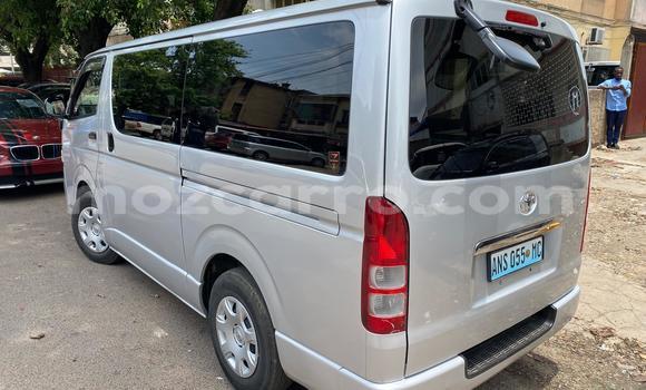 Buy Used Toyota Hiace Silver Car in Maputo in Maputo Buy Used Toyota Hiace Silver Car in Maputo in Maputo