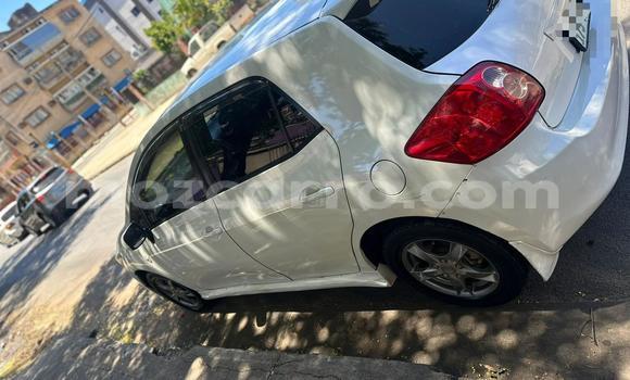 Comprar Usado Toyota Auris Branco Carro em Maputo em Maputo Comprar Usado Toyota Auris Branco Carro em Maputo em Maputo