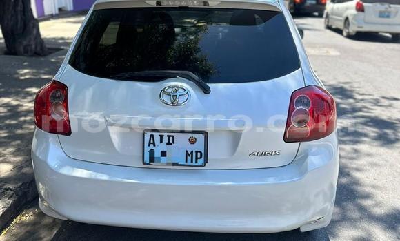 Comprar Usado Toyota Auris Branco Carro em Maputo em Maputo Comprar Usado Toyota Auris Branco Carro em Maputo em Maputo