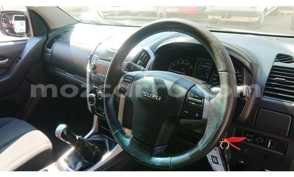 Buy Used Isuzu KB White Car in Maputo in Maputo Buy Used Isuzu KB White Car in Maputo in Maputo