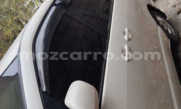 Buy Used Toyota Voxy White Car in Maputo in Maputo Buy Used Toyota Voxy White Car in Maputo in Maputo