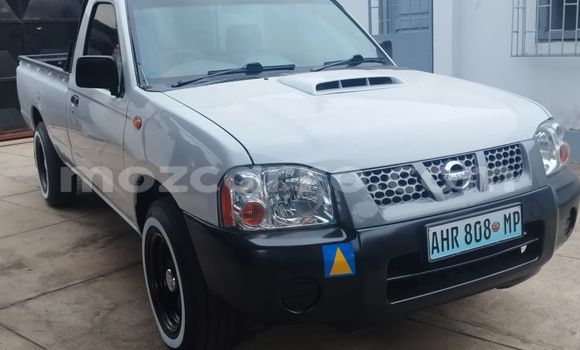 Buy Used Nissan Hardbody White Car in Maputo in Maputo Buy Used Nissan Hardbody White Car in Maputo in Maputo