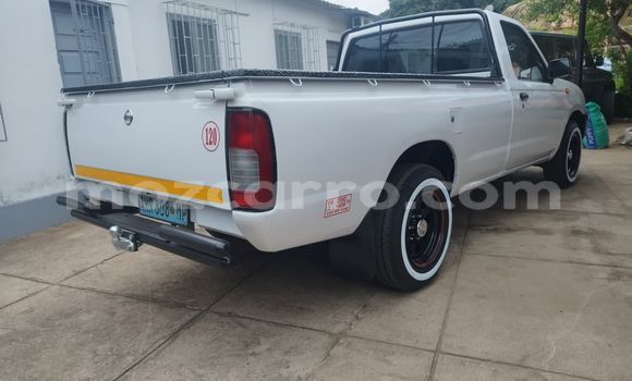 Buy Used Nissan Hardbody White Car in Maputo in Maputo Buy Used Nissan Hardbody White Car in Maputo in Maputo