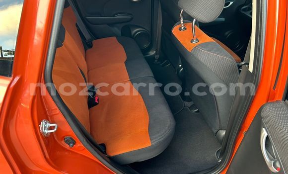 Comprar Usado Honda Fit De outros Carro em Maputo em Maputo Comprar Usado Honda Fit De outros Carro em Maputo em Maputo