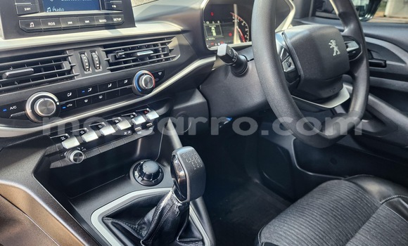 Comprar Usado Peugeot 1007 Azul Carro em Maputo em Maputo Comprar Usado Peugeot 1007 Azul Carro em Maputo em Maputo