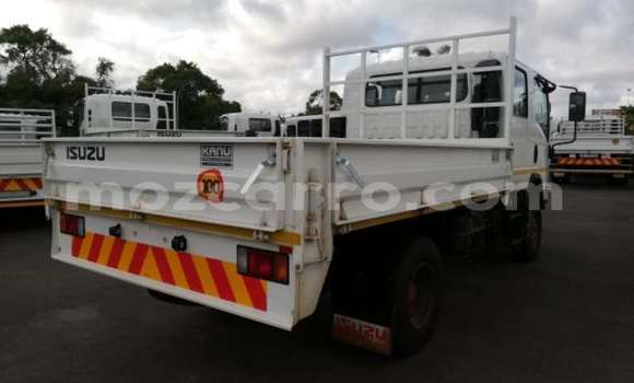 Buy Used Isuzu FTR 850 White Truck in Maputo in Maputo Buy Used Isuzu FTR 850 White Truck in Maputo in Maputo