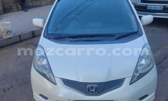 Tenga Tsaru Honda Fit Chena Mota in Maputo in Maputo