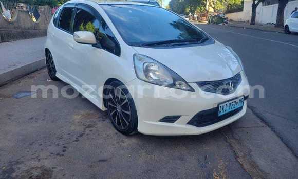 Buy Used Honda Fit White Car in Maputo in Maputo Buy Used Honda Fit White Car in Maputo in Maputo
