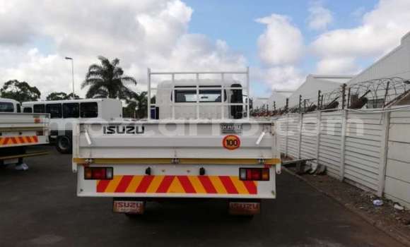 Buy Used Isuzu FTR 850 White Truck in Maputo in Maputo Buy Used Isuzu FTR 850 White Truck in Maputo in Maputo