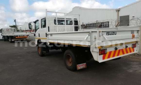 Buy Used Isuzu FTR 850 White Truck in Maputo in Maputo Buy Used Isuzu FTR 850 White Truck in Maputo in Maputo