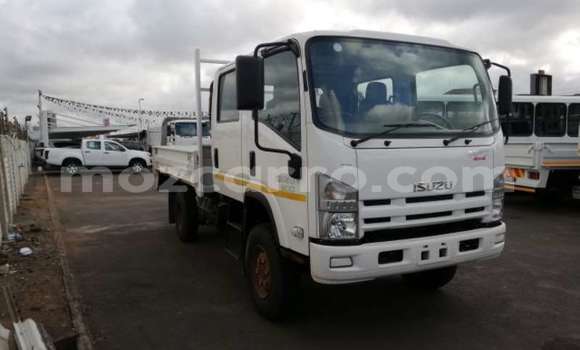 Buy Used Isuzu FTR 850 White Truck in Maputo in Maputo Buy Used Isuzu FTR 850 White Truck in Maputo in Maputo
