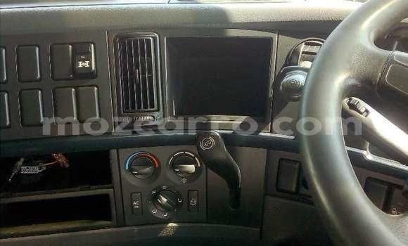 Buy Used Volvo F4 White Truck in Maputo in Maputo Buy Used Volvo F4 White Truck in Maputo in Maputo