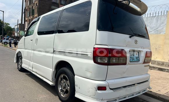 Tenga Tsaru Toyota Regius Chena Mota in Maputo in Maputo Tenga Tsaru Toyota Regius Chena Mota in Maputo in Maputo