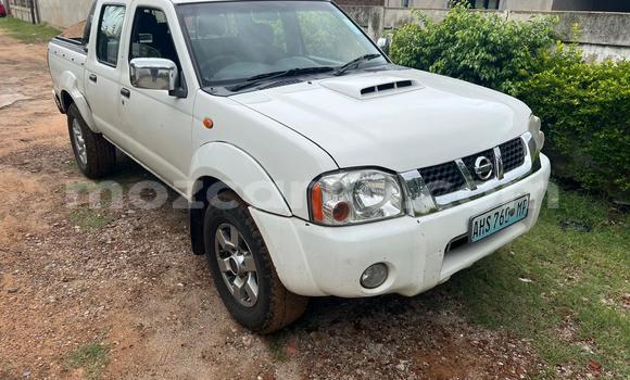Nunua Ilio tumika Nissan Hardbody Nyeupe Gari ndani ya Maputo nchini Maputo Nunua Ilio tumika Nissan Hardbody Nyeupe Gari ndani ya Maputo nchini Maputo