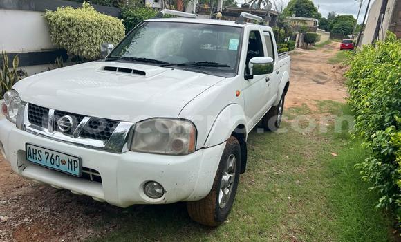 Nunua Ilio tumika Nissan Hardbody Nyeupe Gari ndani ya Maputo nchini Maputo Nunua Ilio tumika Nissan Hardbody Nyeupe Gari ndani ya Maputo nchini Maputo