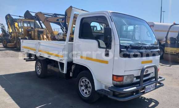 Buy Used Nissan UD White Truck in Maputo in Maputo Buy Used Nissan UD White Truck in Maputo in Maputo