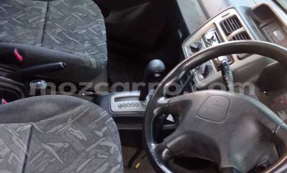 Comprar Usado Mitsubishi Pajero iO Azul Carro em Maputo em Maputo Comprar Usado Mitsubishi Pajero iO Azul Carro em Maputo em Maputo